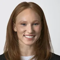 Julia Harrison Headshot